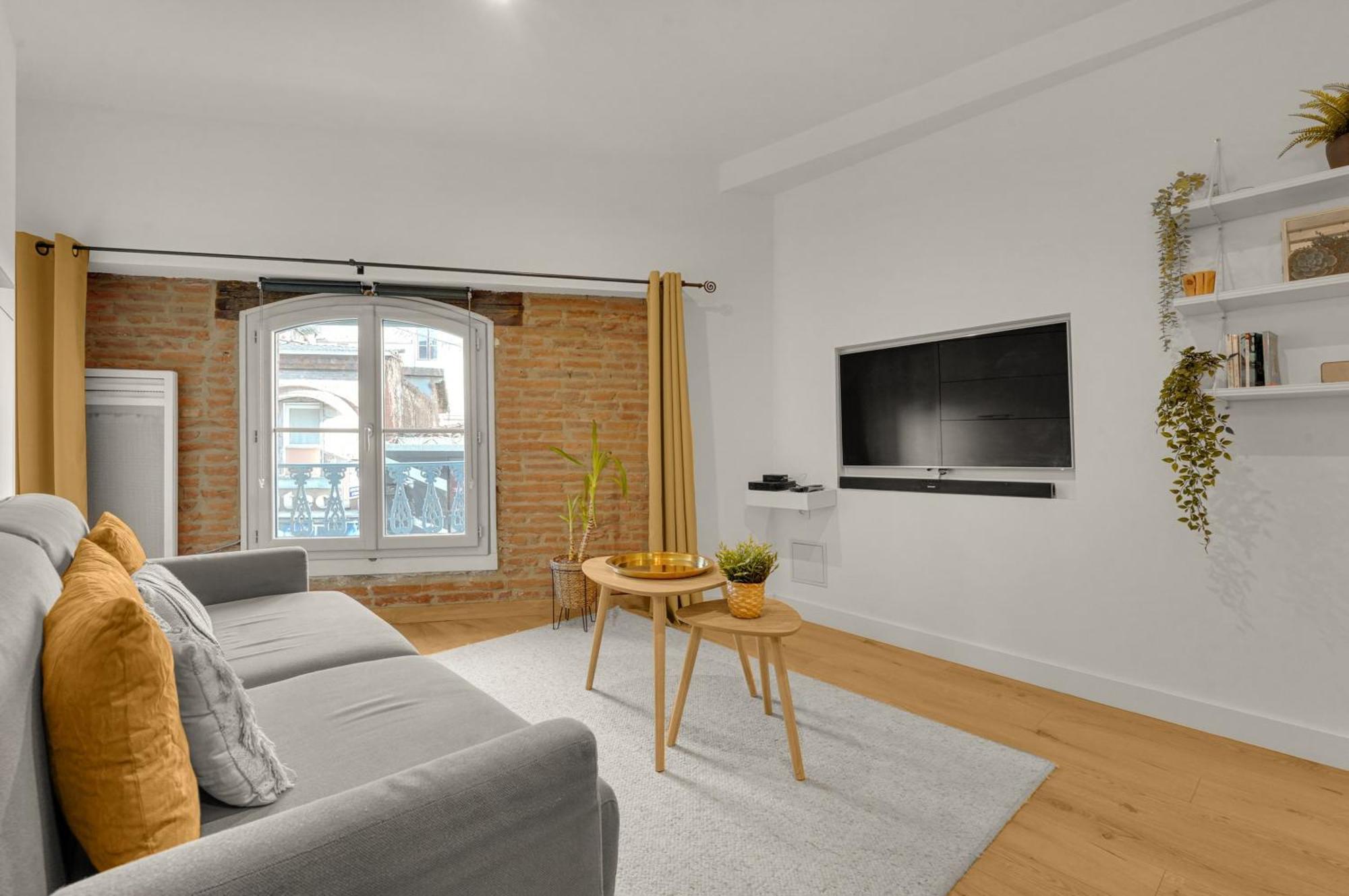 Le Floral - Cosy Studio Climatise Avec Parking Prive Et Netflix Toulouse Exteriör bild